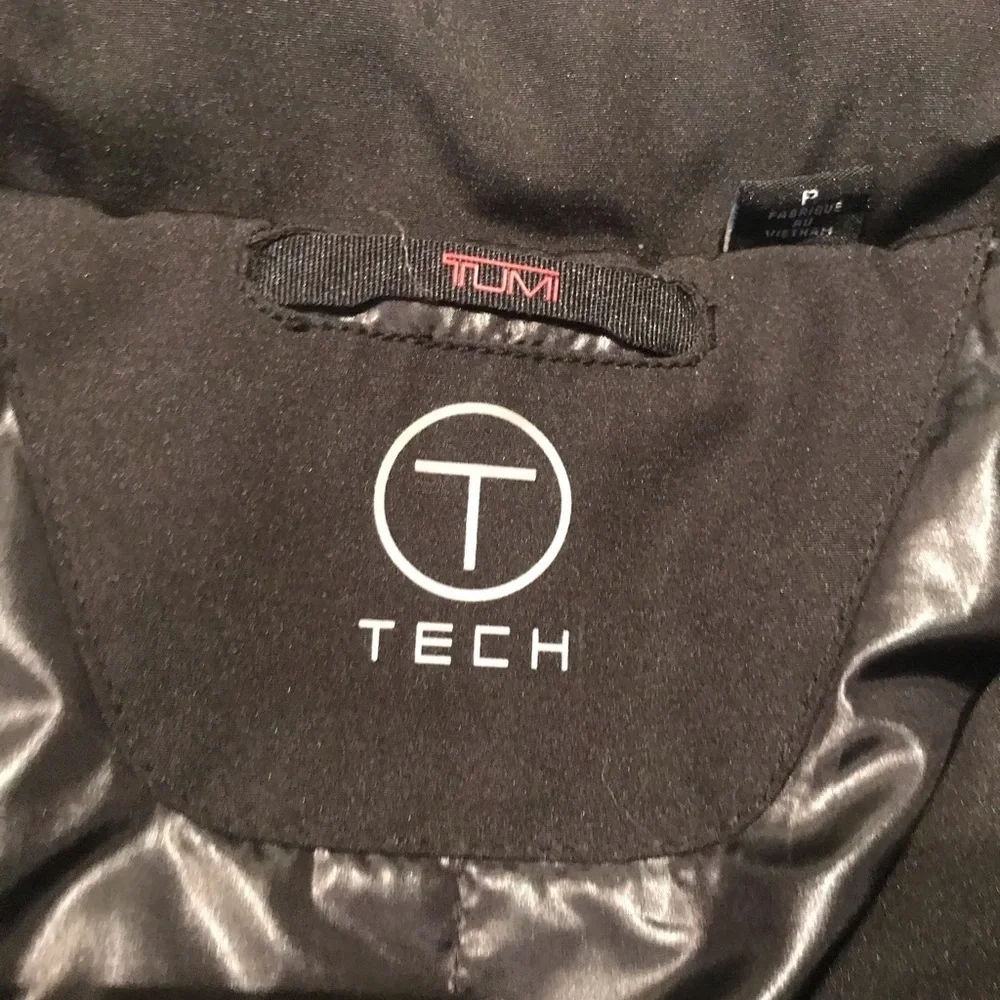 NWT | TUMI Microtech Water-Resistant Performance Jacket | Men's Lightweight - Picture 6 of 7